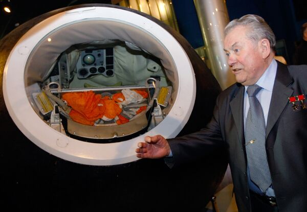 Космонавт Павел Попович Космонавт Павел Попович