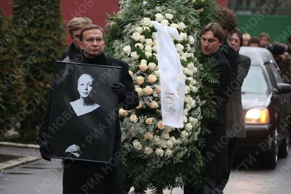 Proshanie S Alenoj Bondarchuk Ria Novosti 10 11 2009
