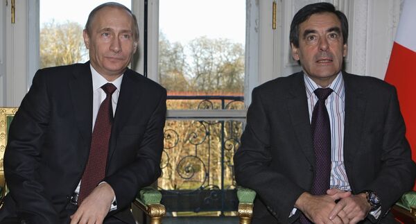 Премьер-министры России и Франции Владимир Путин и Франсуа Фийон. Архив Премьер-министры России и Франции Владимир Путин и Франсуа Фийон. Архив