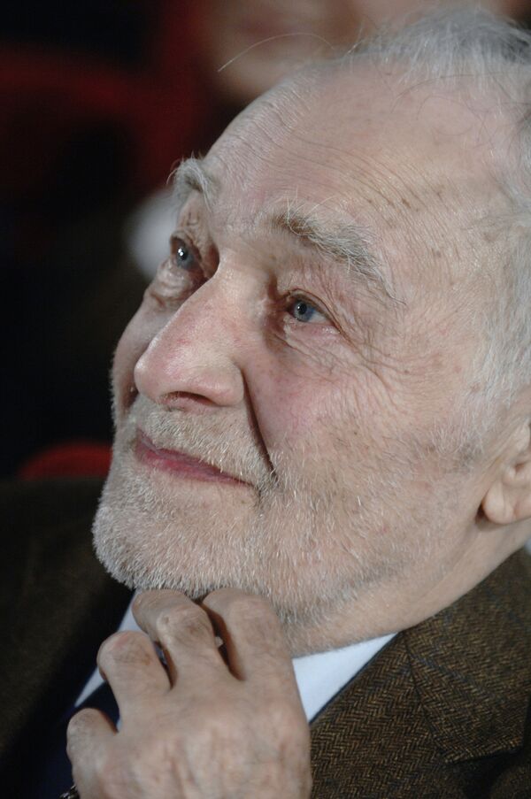 В Доме кино прошел вечер, посвященный 80-летию актера Вячеслава Тихонова В Доме кино прошел вечер, посвященный 80-летию актера Вячеслава Тихонова