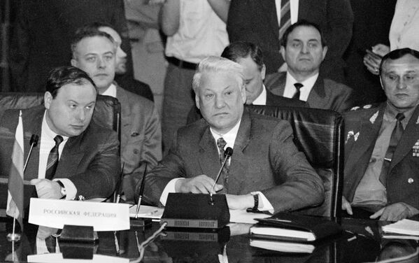Ельцин и Гайдар Ельцин и Гайдар