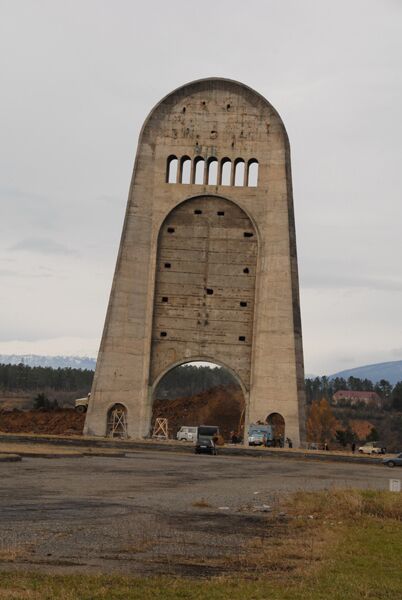 Памятник воинской Славы в Кутаиси Памятник воинской Славы в Кутаиси