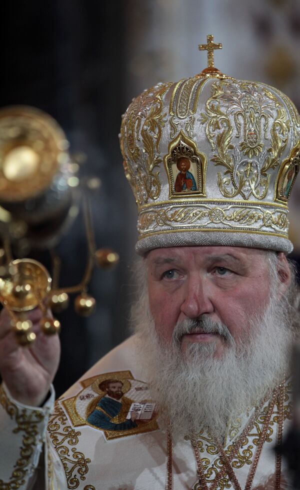 Россия продолжает развитие, несмотря на мировой кризис - патриарх Россия продолжает развитие, несмотря на мировой кризис - патриарх