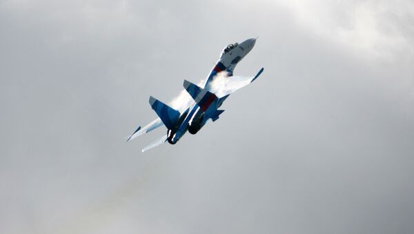 Истребитель СУ-27. Архив Истребитель СУ-27. Архив