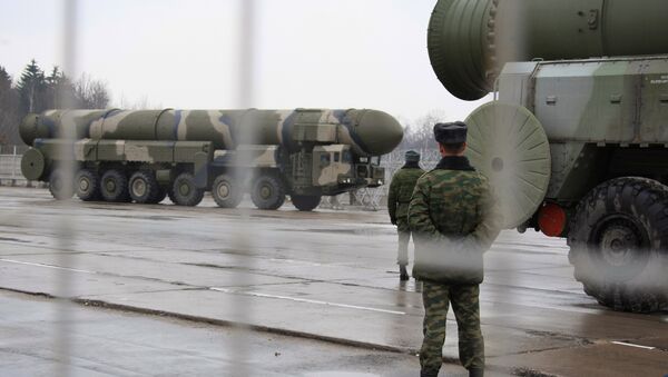 Ракетный комплекс стратегического назначения Тополь. Архивное фото Ракетный комплекс стратегического назначения Тополь. Архивное фото