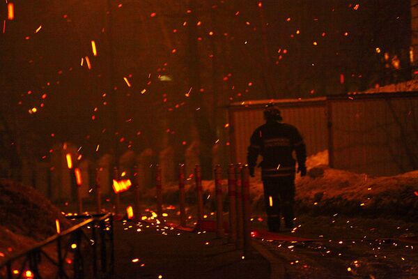 Пожар в московском ночном клубе Опера Пожар в московском ночном клубе Опера