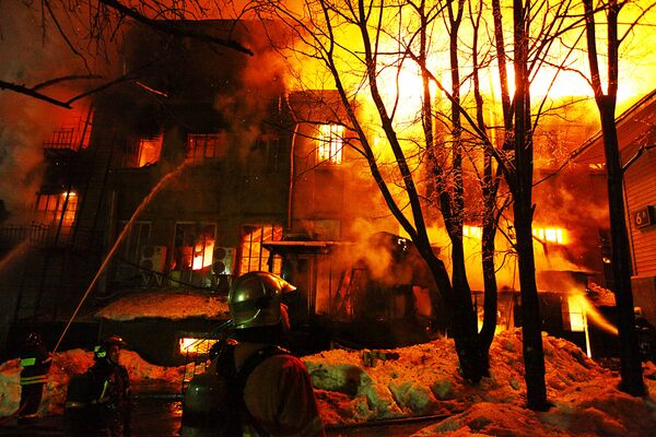Пожар в московском ночном клубе Опера Пожар в московском ночном клубе Опера
