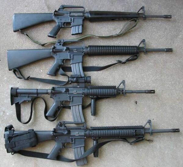 Винтовки. Сверху вниз: M16A1, M16A2, M4 Винтовки. Сверху вниз: M16A1, M16A2, M4