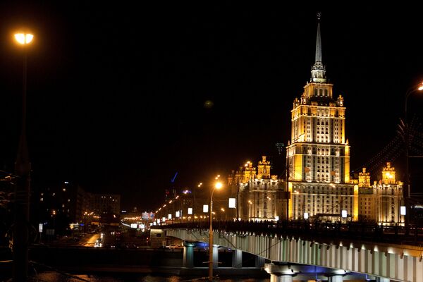 Здание гостиницы Украина Здание гостиницы Украина