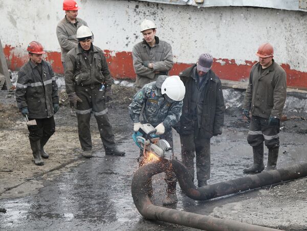 Последствия взрывов на шахте Распадская в Кемеровской области Последствия взрывов на шахте Распадская в Кемеровской области