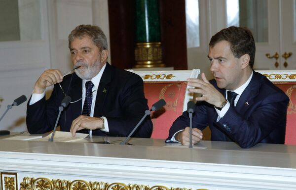Совместная пресс-конференция Дмитрия Медведева и Луиса Инасио Лулы да Силвы Совместная пресс-конференция Дмитрия Медведева и Луиса Инасио Лулы да Силвы