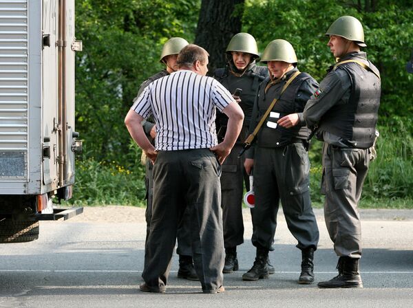 Поиск бандитов, напавших на милиционеров в Приморье Поиск бандитов, напавших на милиционеров в Приморье