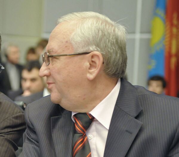Постоянный представитель России при ОБСЕ Анвар Азимов. Архив Постоянный представитель России при ОБСЕ Анвар Азимов. Архив