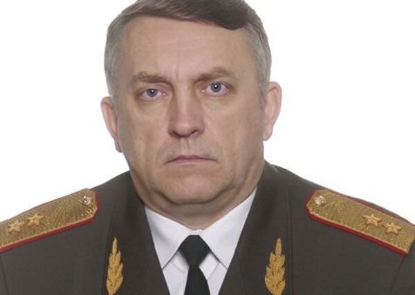 Генерал-лейтенант Сергей Каракаев Генерал-лейтенант Сергей Каракаев
