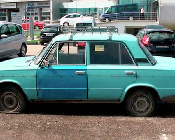Россиянам разрешили сдать в утиль еще 200 тысяч автомобилей Россиянам разрешили сдать в утиль еще 200 тысяч автомобилей