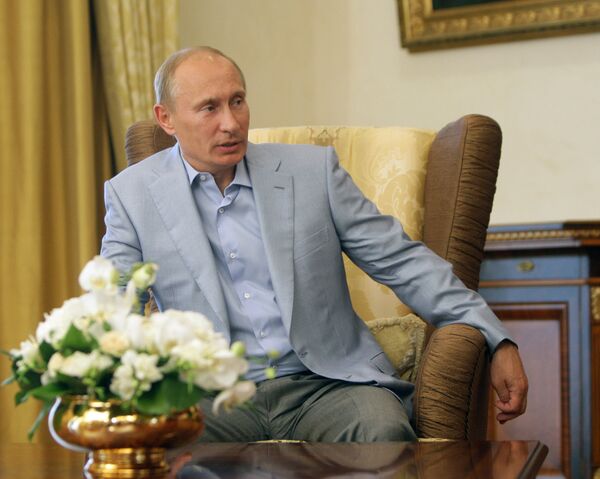 Премьер-министр РФ Владимир Путин во время визита на Украину Премьер-министр РФ Владимир Путин во время визита на Украину