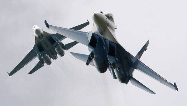Истребители Су-27 пилотажной группы Соколы России. Архив Истребители Су-27 пилотажной группы Соколы России. Архив