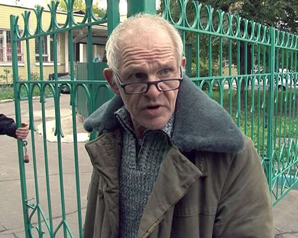 Директор школы, где нашли порно, утверждает, что его подставили Директор школы, где нашли порно, утверждает, что его подставили