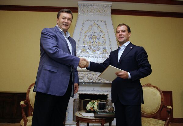 Президенты РФ и Украины Д.Медведев и В.Янукович в Завидово Президенты РФ и Украины Д.Медведев и В.Янукович в Завидово