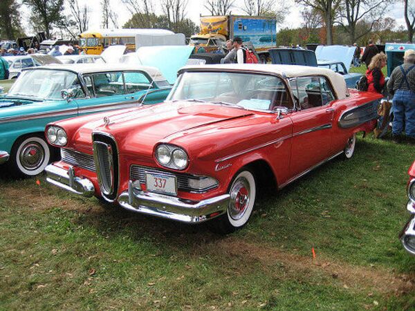 Автомобиль Edsel Автомобиль Edsel