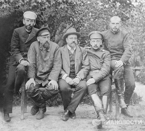 Сыновья писателя Льва Николаевича Толстого Сыновья писателя Льва Николаевича Толстого