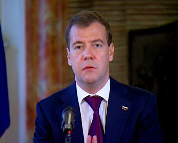 Медведев в Брюсселе вспомнил проигранный Бельгии футбольный матч Медведев в Брюсселе вспомнил проигранный Бельгии футбольный матч