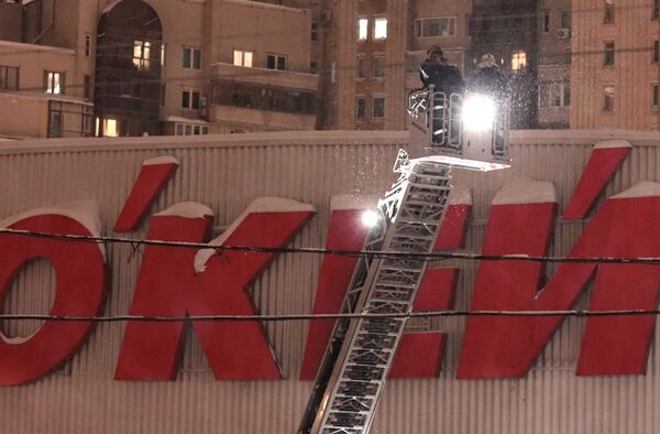Обрушение кровли в сетевом магазине О'кей в Санкт-Петербурге Обрушение кровли в сетевом магазине О'кей в Санкт-Петербурге
