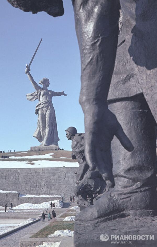 На Мамаевом кургане в Волгограде На Мамаевом кургане в Волгограде