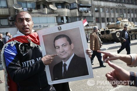 Столкновения сторонников и противников Хосни Мубарака в Каире Столкновения сторонников и противников Хосни Мубарака в Каире