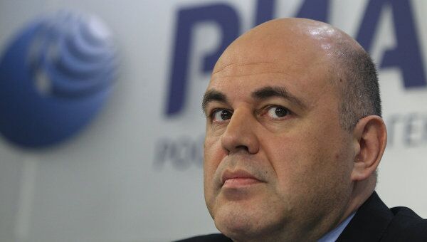 Руководитель Федеральной налоговой службы РФ Михаил Мишустин во время брифинга. Архив Руководитель Федеральной налоговой службы РФ Михаил Мишустин во время брифинга. Архив