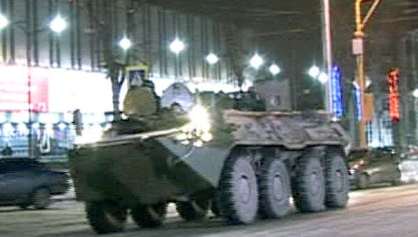 Боевики обстреляли объекты МВД и ФСБ в Нальчике. Видео с места событий Боевики обстреляли объекты МВД и ФСБ в Нальчике. Видео с места событий