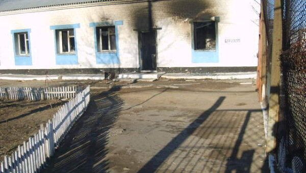Пожар в колонии номер 10 Краснокаменска, где сидел Ходорковский. Здание банно-прачечного комбината Пожар в колонии номер 10 Краснокаменска, где сидел Ходорковский. Здание банно-прачечного комбината