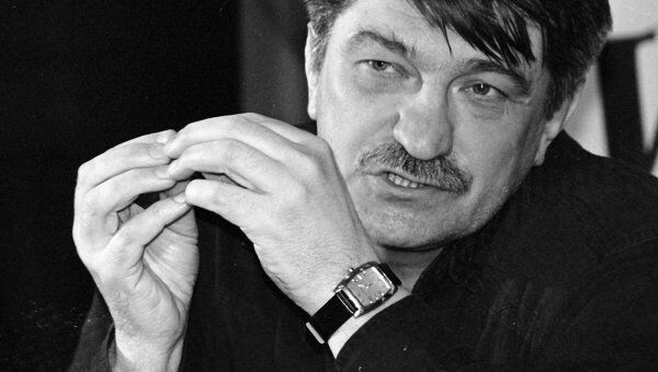 Кинорежиссер Александр Сокуров Кинорежиссер Александр Сокуров