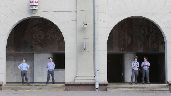 Акция белорусской оппозиции Революция через социальную сеть в Минске Акция белорусской оппозиции Революция через социальную сеть в Минске