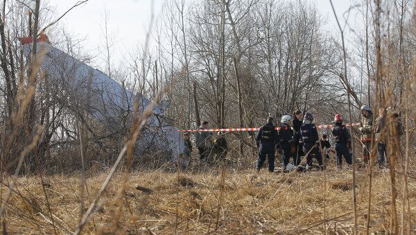 Место падения польского самолета Ту-154 под Смоленском Место падения польского самолета Ту-154 под Смоленском