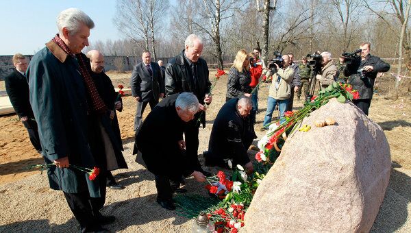 На месте авиакатастрофы под Смоленском. День третий На месте авиакатастрофы под Смоленском. День третий