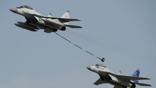 Российские многоцелевые истребители МиГ-29 и МиГ-35 Российские многоцелевые истребители МиГ-29 и МиГ-35