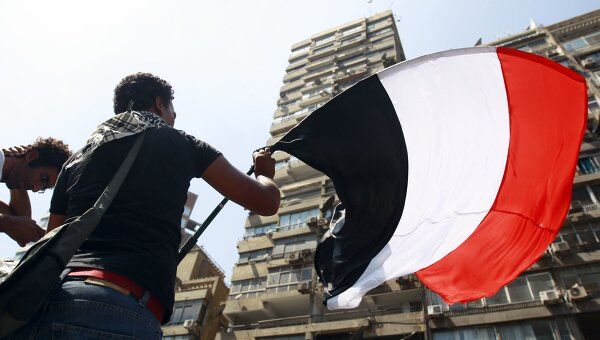 Демонстранты у посольства Израиля в Каире Демонстранты у посольства Израиля в Каире