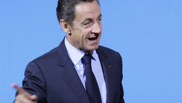 Трехсторонняя встреча президентов России и Франции и федерального канцлера Германии во французском Довиле Трехсторонняя встреча президентов России и Франции и федерального канцлера Германии во французском Довиле