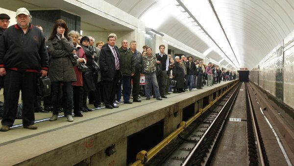 Пассажиры московского метро Пассажиры московского метро