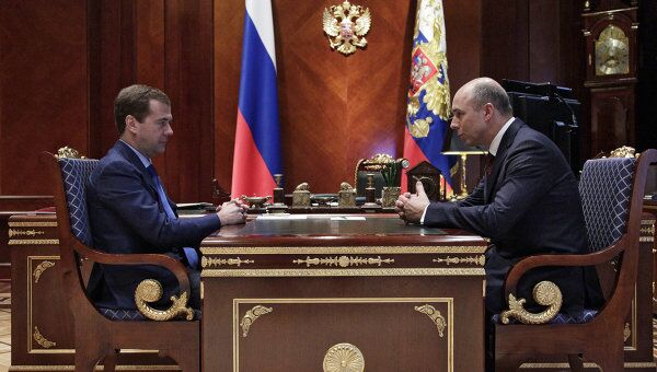 Президент РФ Д.Медведев провел встречу с и.о.министра финансов РФ А.Силуановым Президент РФ Д.Медведев провел встречу с и.о.министра финансов РФ А.Силуановым