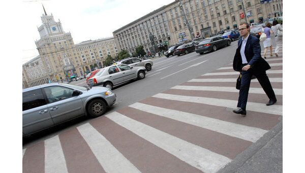 Пешеходный переход. Архив Пешеходный переход. Архив