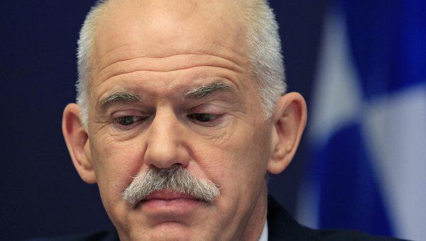 Премьер-министр Греции Йоргос Папандреу на пресс-конференции по итогам саммита в Брюсселе Премьер-министр Греции Йоргос Папандреу на пресс-конференции по итогам саммита в Брюсселе
