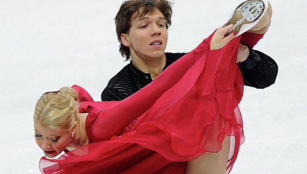 Екатерина Боброва и Дмитрий Соловьев (слева направо) Екатерина Боброва и Дмитрий Соловьев (слева направо)