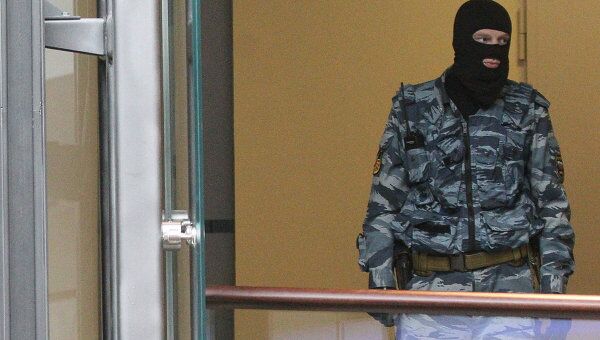 Оперативник департамента экономической безопасности МВД России Оперативник департамента экономической безопасности МВД России