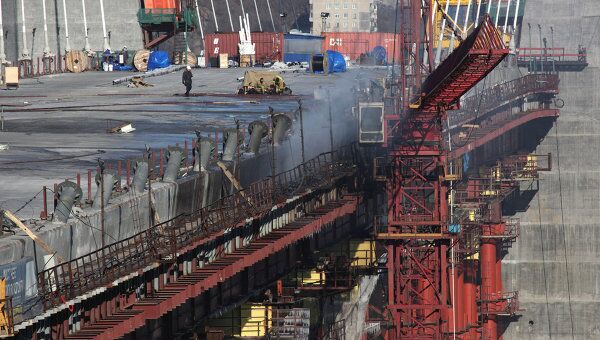 Последствия пожара на строящемся мосту во Владивостоке Последствия пожара на строящемся мосту во Владивостоке