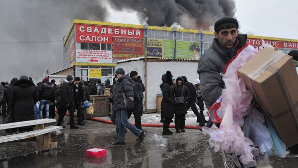 Пожар на складах с одеждой в Екатеринбурге Пожар на складах с одеждой в Екатеринбурге