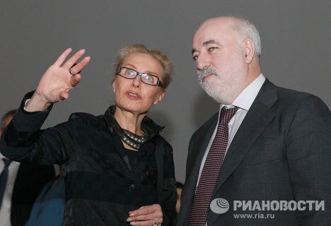 Открытие выставки молодых художников Московской Школы Фотографии и Мультимедиа имени А. Родченко Insight & Foresight Открытие выставки молодых художников Московской Школы Фотографии и Мультимедиа имени А. Родченко Insight & Foresight