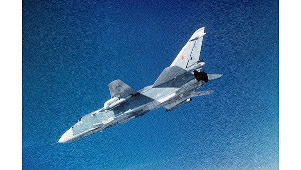 Самолет СУ-24 Самолет СУ-24