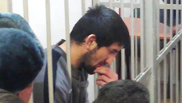 Мирзаев выглядел подавленным, узнав о продлении ареста. Видео из зала суда Мирзаев выглядел подавленным, узнав о продлении ареста. Видео из зала суда